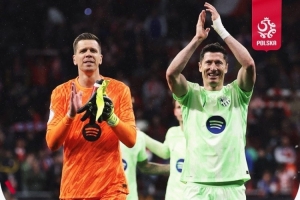 开云体育官网-什琴斯尼、莱万问鼎国王杯，波兰队官方社媒晒海报祝贺